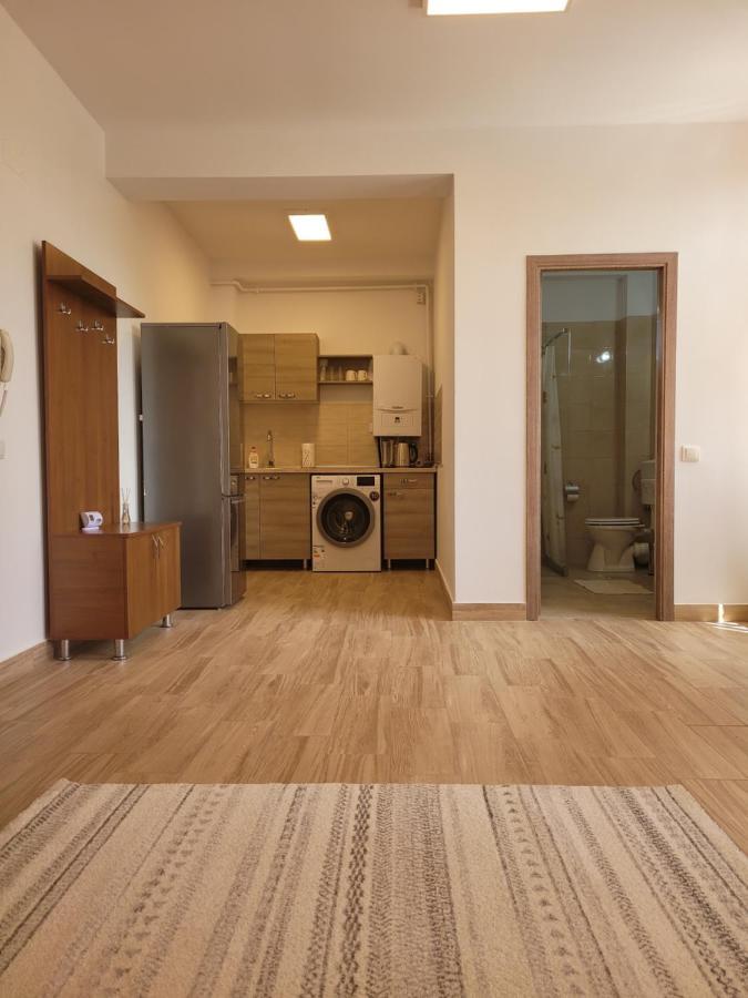 Apartamente Livada Ramnicu Valcea Exterior photo