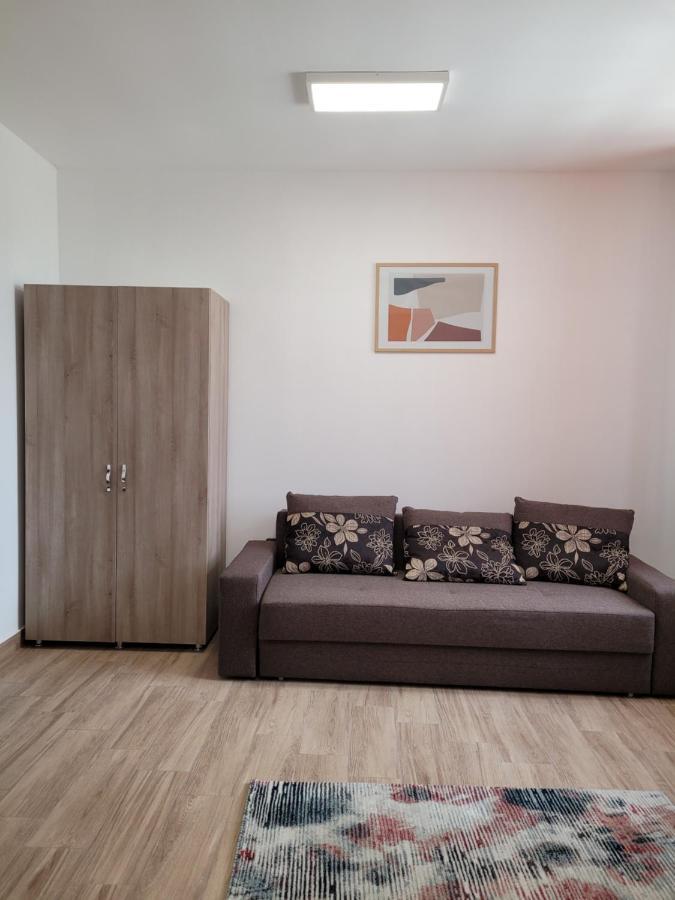 Apartamente Livada Ramnicu Valcea Exterior photo