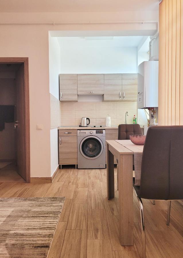 Apartamente Livada Ramnicu Valcea Exterior photo