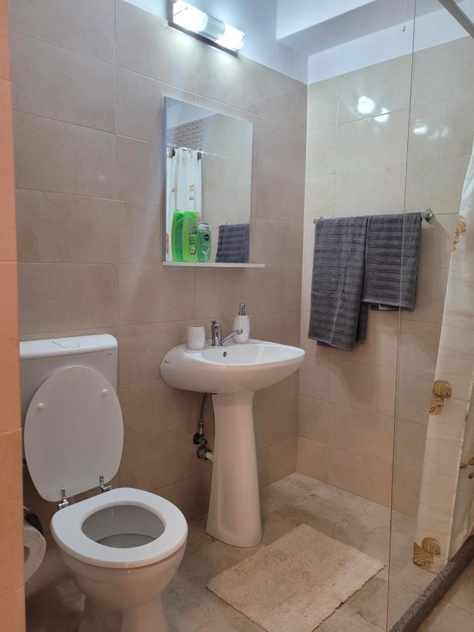 Apartamente Livada Ramnicu Valcea Exterior photo