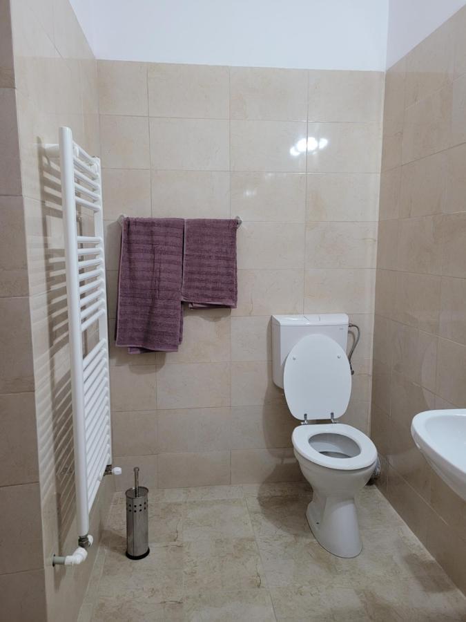 Apartamente Livada Ramnicu Valcea Exterior photo