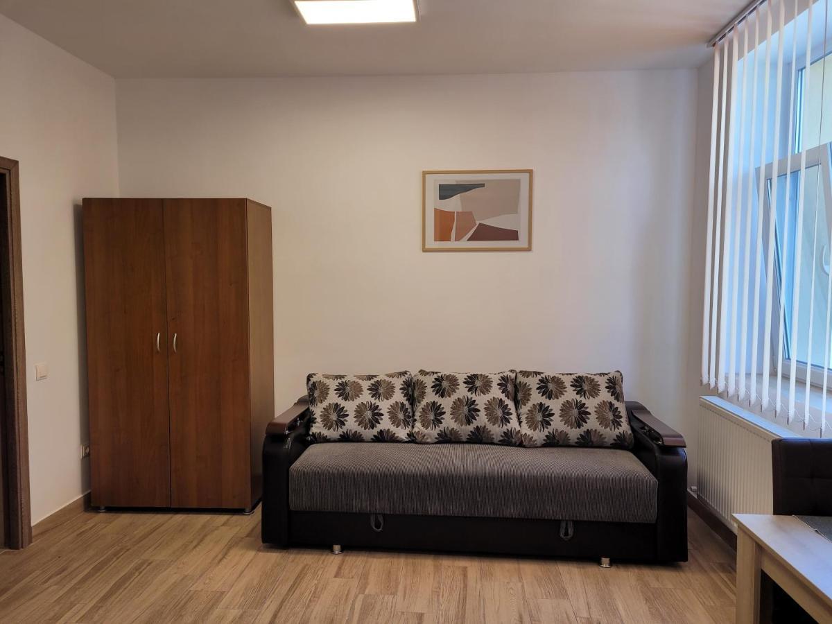 Apartamente Livada Ramnicu Valcea Exterior photo