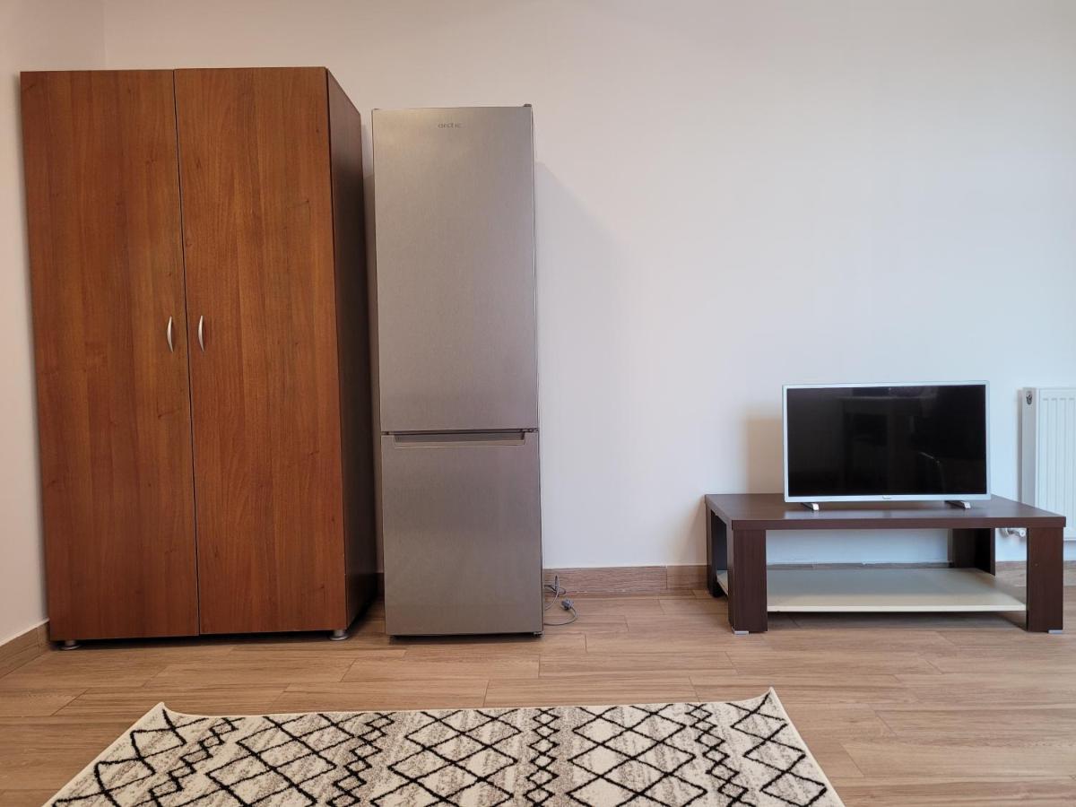 Apartamente Livada Ramnicu Valcea Exterior photo