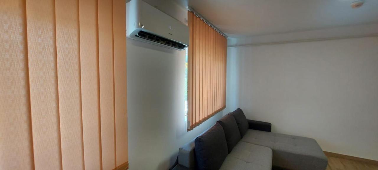 Apartamente Livada Ramnicu Valcea Exterior photo